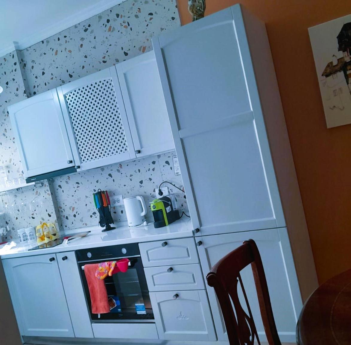 Bani's Cozy Lovely Leilighet *
